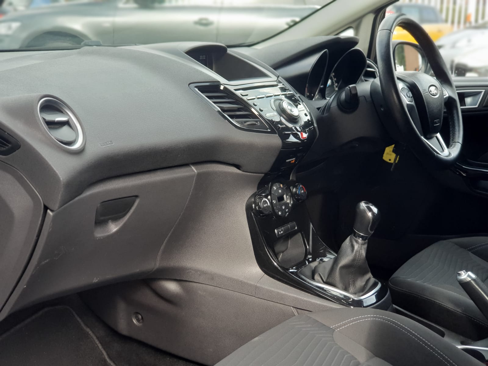 Ford Fiesta 1.0 EcoBoost Titanium (s/s) 5dr