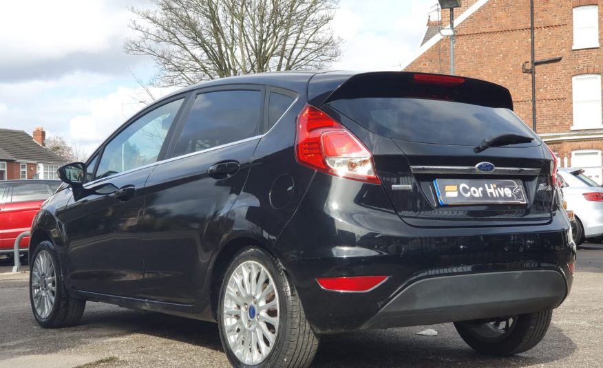 Ford Fiesta 1.0 EcoBoost Titanium (s/s) 5dr