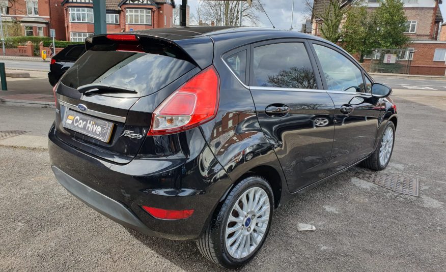 Ford Fiesta 1.0 EcoBoost Titanium (s/s) 5dr