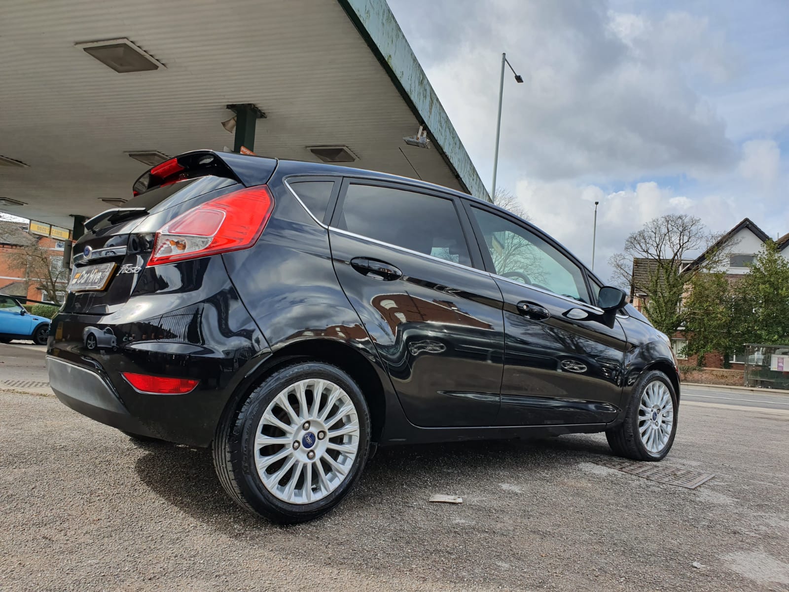 Ford Fiesta 1.0 EcoBoost Titanium (s/s) 5dr