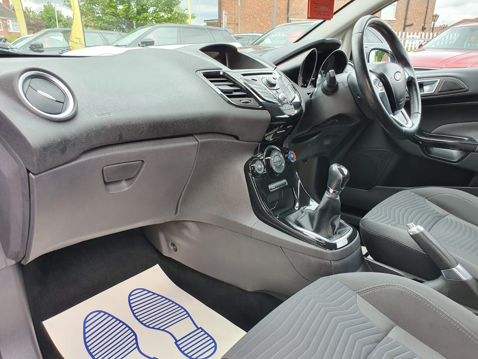 Ford Fiesta 1.0 ZETEC £0 Road Tax