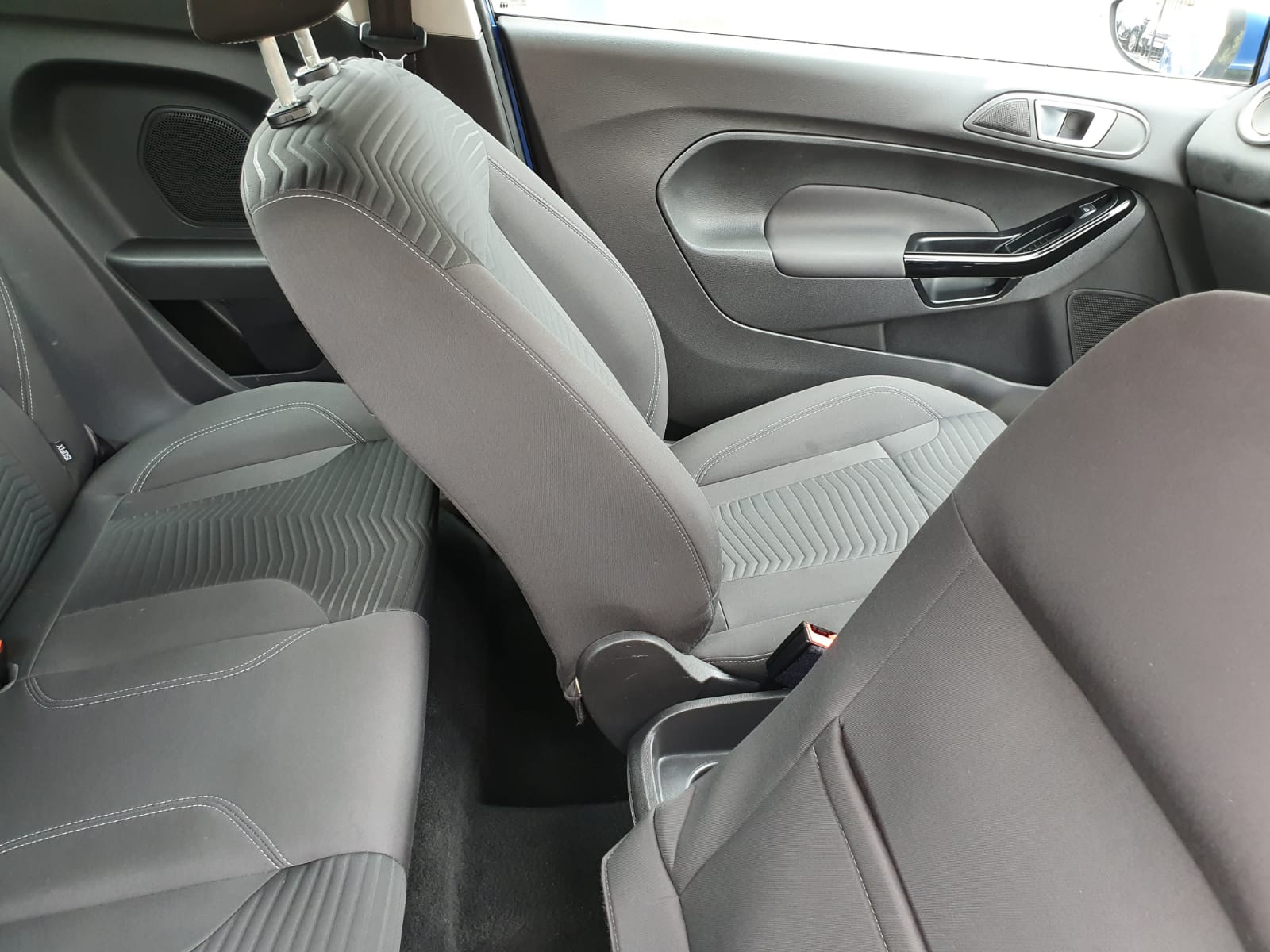 Ford Fiesta 1.0 ZETEC £0 Road Tax