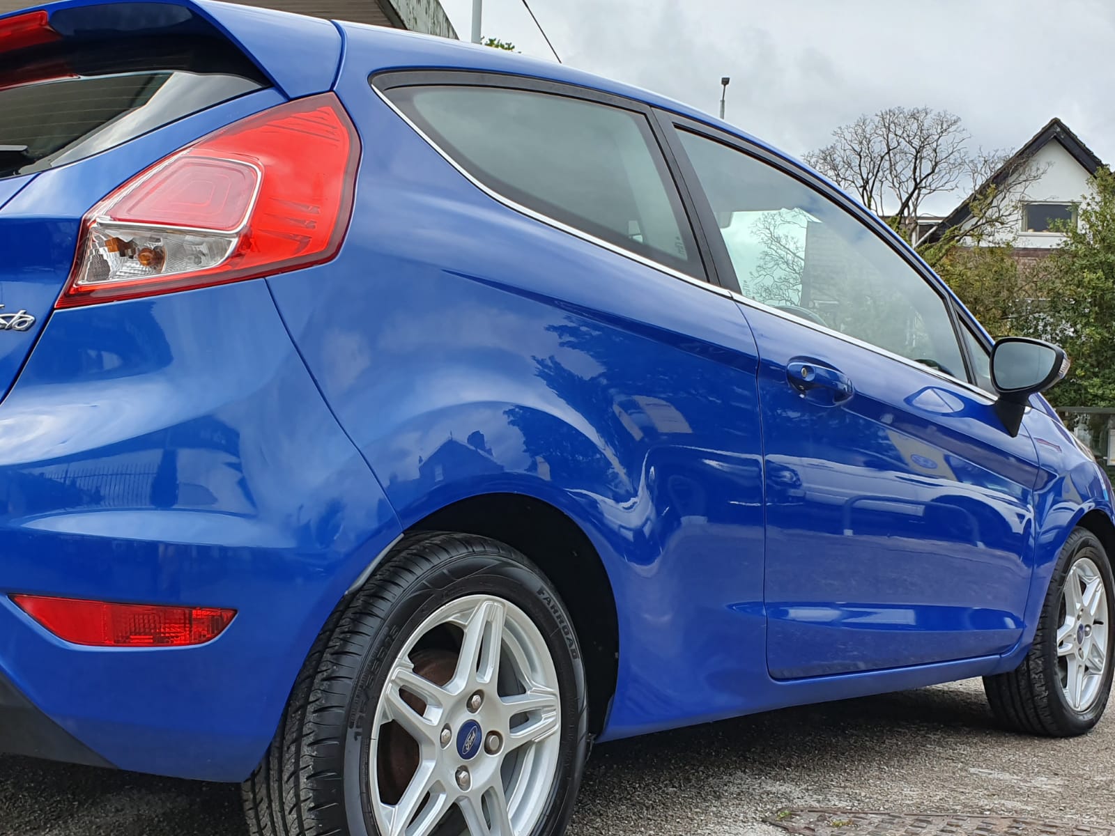 Ford Fiesta 1.0 ZETEC £0 Road Tax