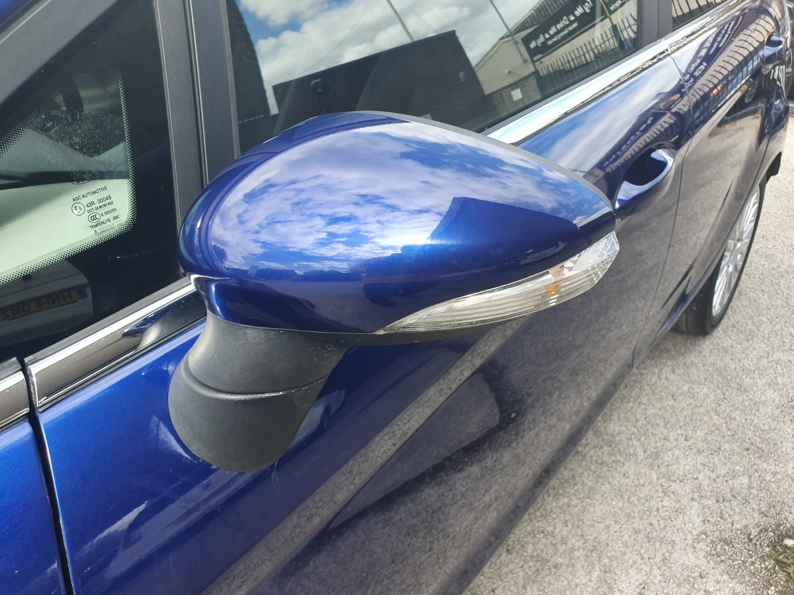 FORD FIESTA 1.0 ECO BOOST TITANIUM