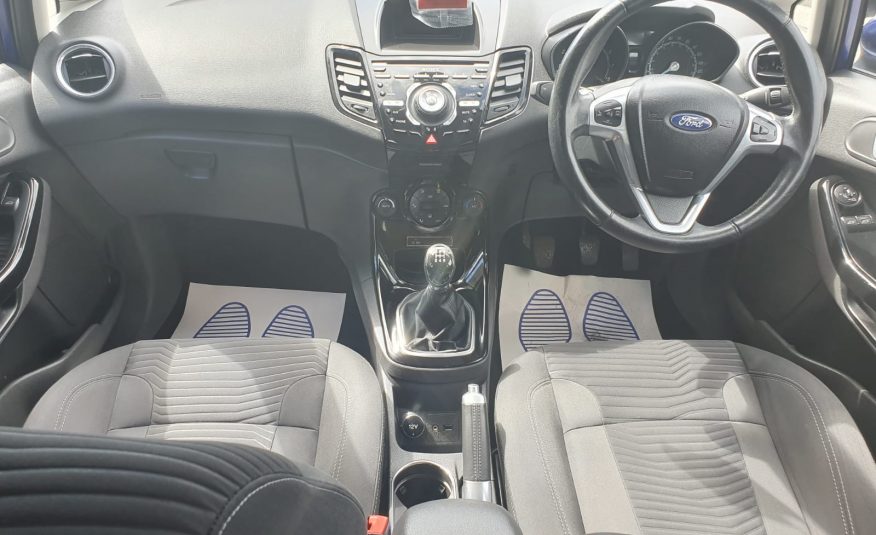 FORD FIESTA 1.0 ECO BOOST TITANIUM