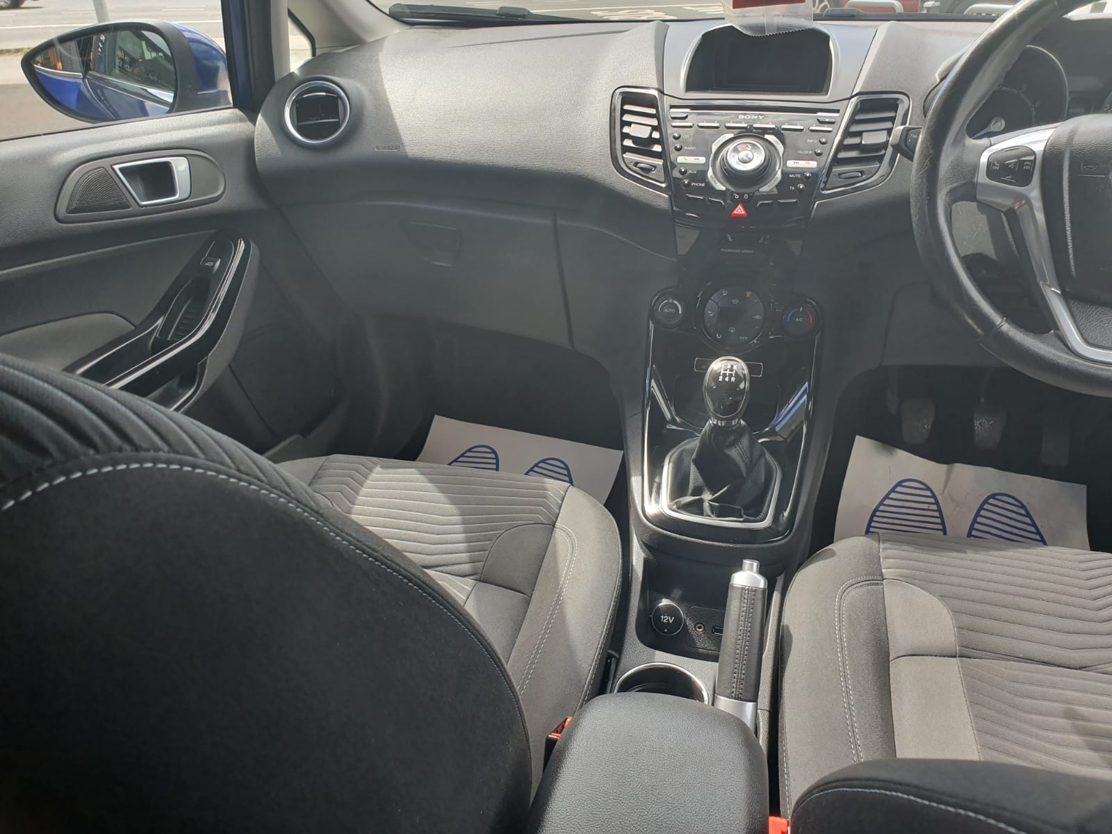 FORD FIESTA 1.0 ECO BOOST TITANIUM