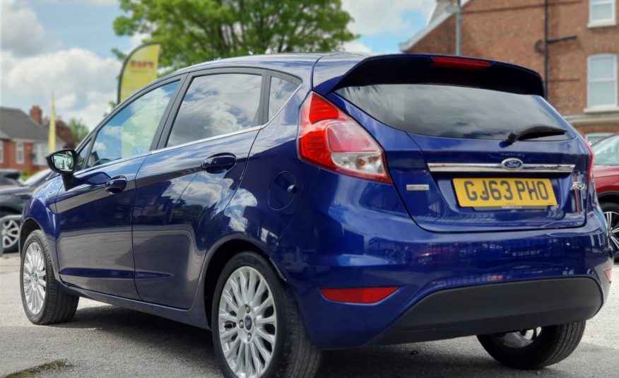 FORD FIESTA 1.0 ECO BOOST TITANIUM