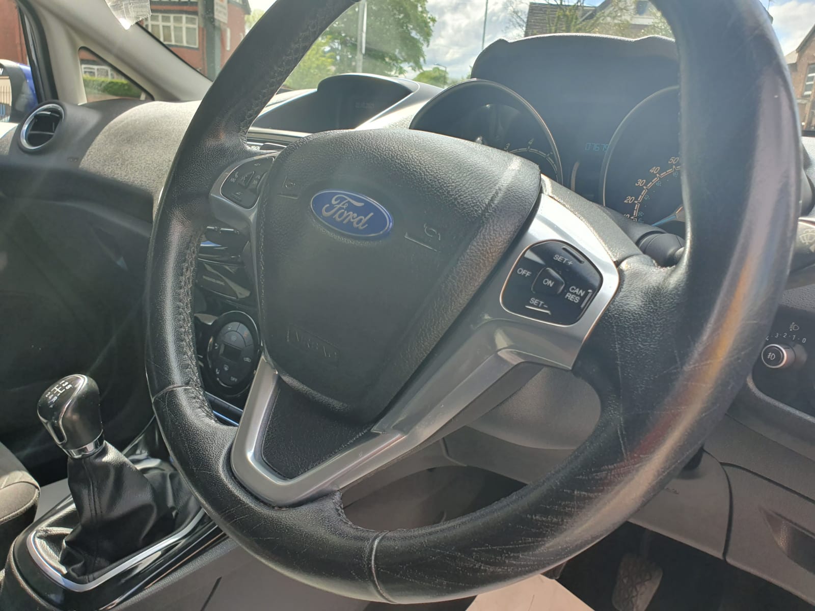 FORD FIESTA 1.0 ECO BOOST TITANIUM