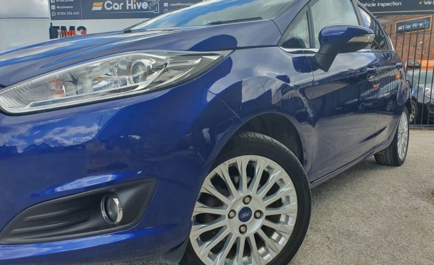 FORD FIESTA 1.0 ECO BOOST TITANIUM