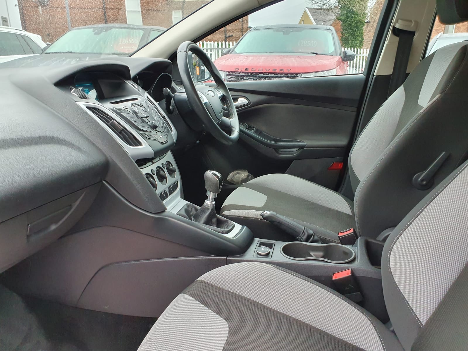 Ford Focus 1.6 Zetec 5dr