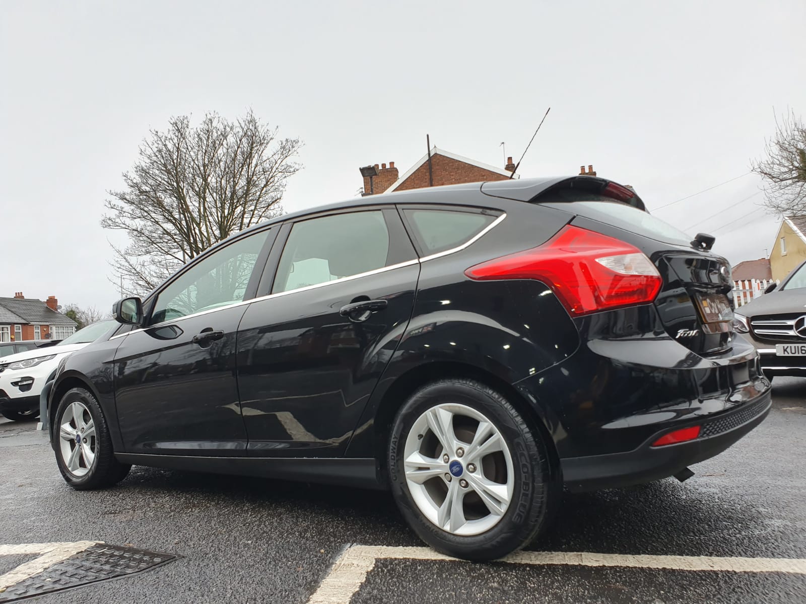 Ford Focus 1.6 Zetec 5dr