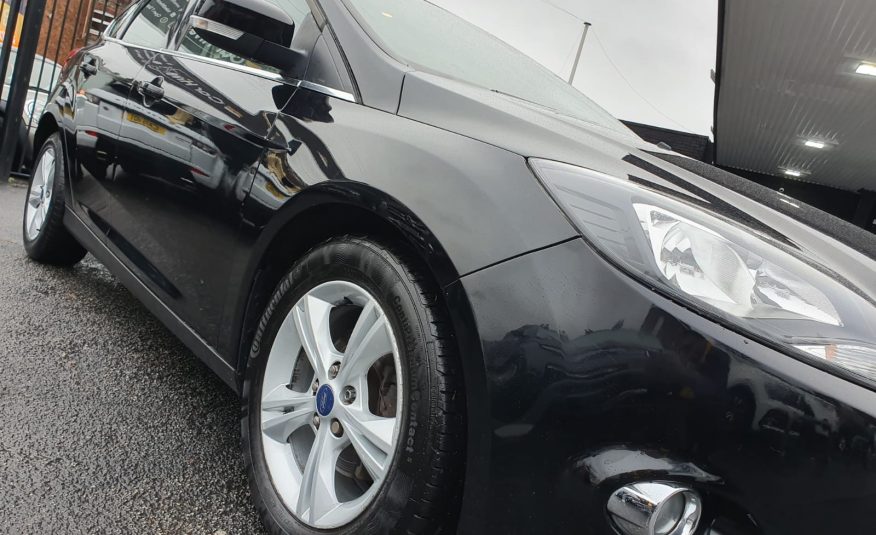 Ford Focus 1.6 Zetec 5dr