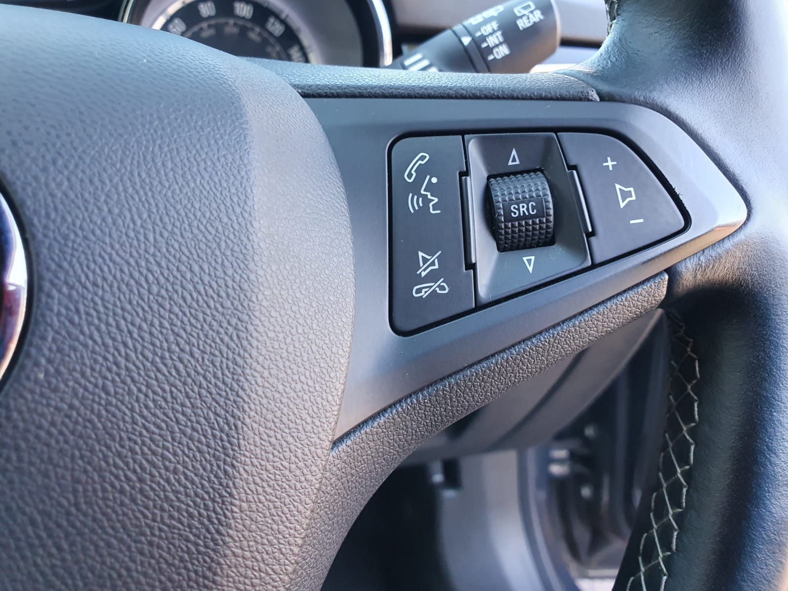 Vauxhall Astra 1.4i Turbo SRi Euro 6 5dr