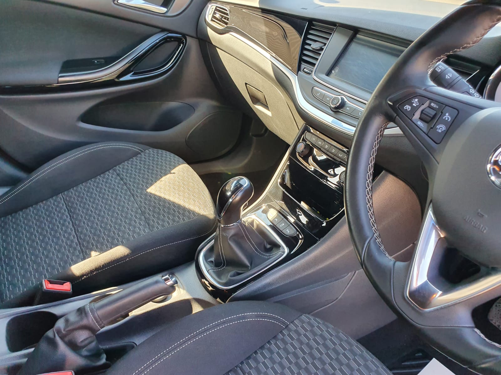 Vauxhall Astra 1.4i Turbo SRi Euro 6 5dr