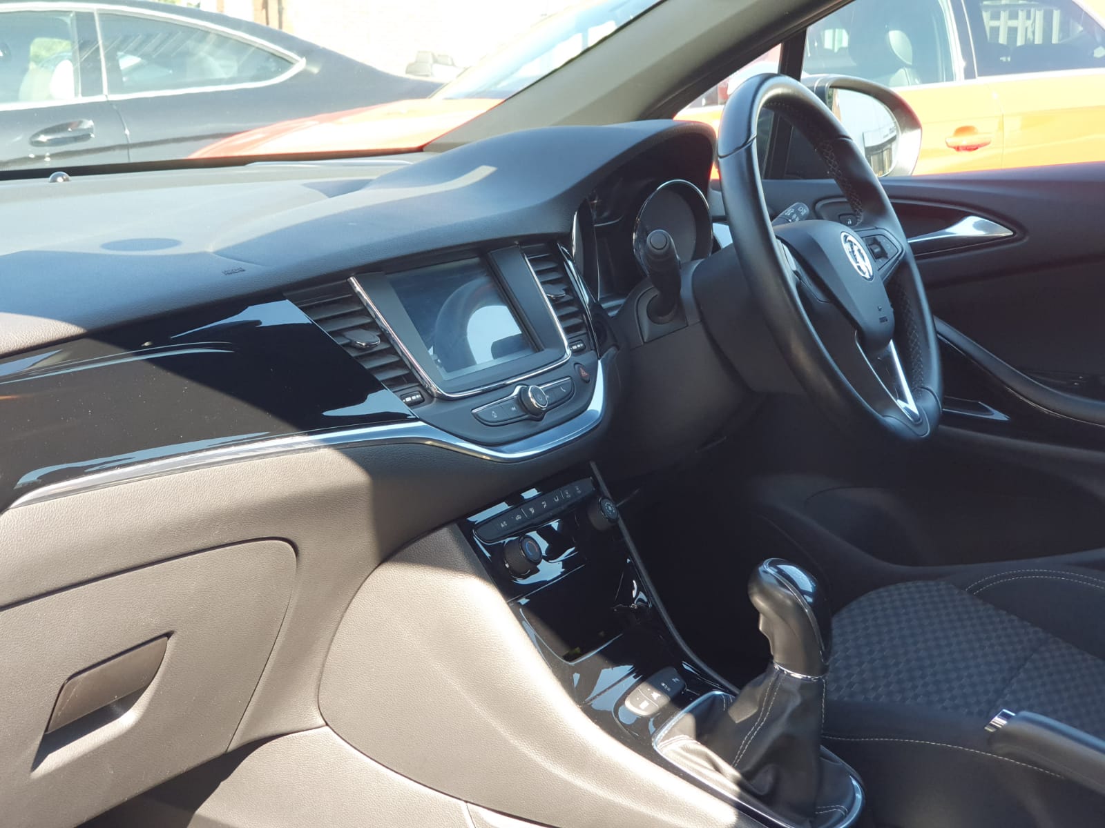 Vauxhall Astra 1.4i Turbo SRi Euro 6 5dr