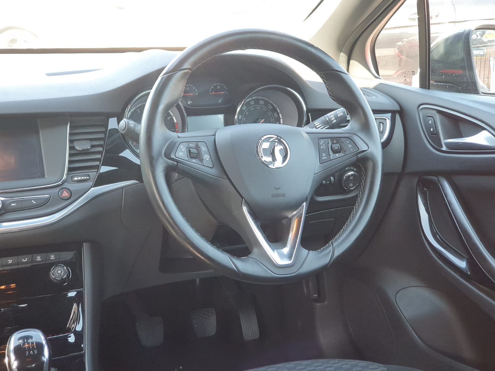 Vauxhall Astra 1.4i Turbo SRi Euro 6 5dr