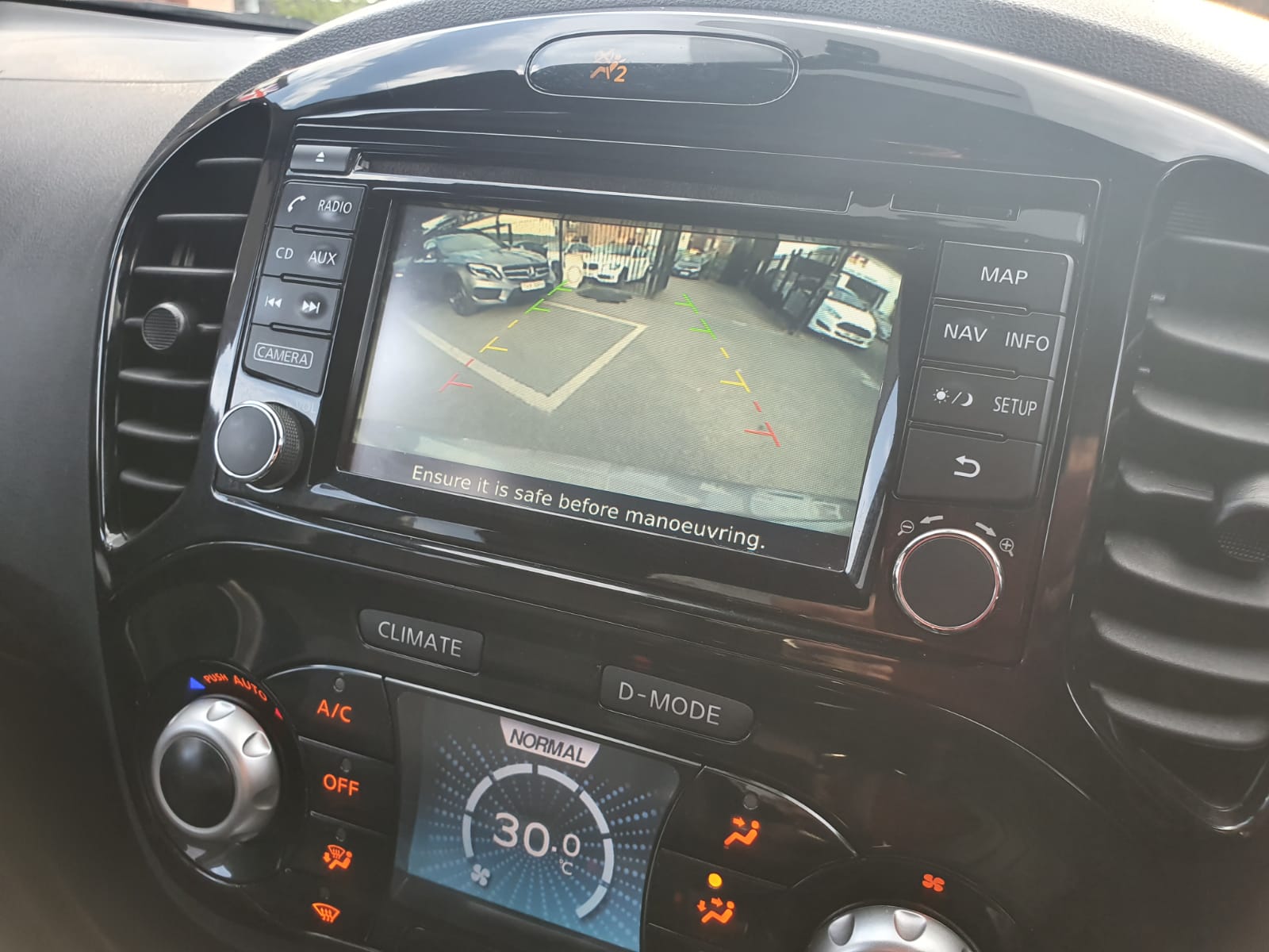 Nissan Juke 1.2 DIG-T Acenta Premium Manual 6Spd Euro 5 (s/s) 5dr