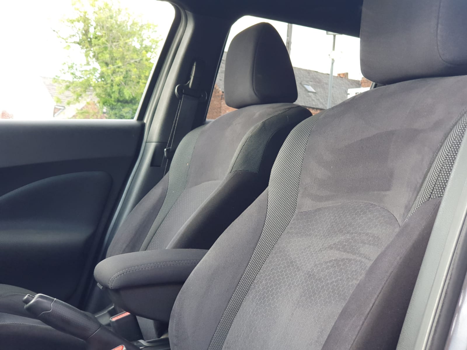 Nissan Juke 1.2 DIG-T Acenta Premium Manual 6Spd Euro 5 (s/s) 5dr