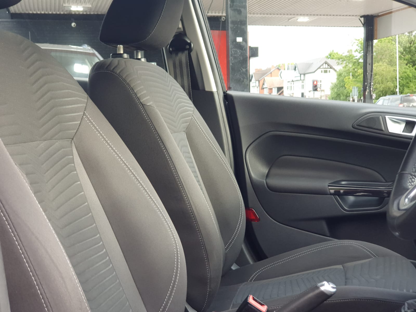 Ford Fiesta 1.25 Zetec 5dr