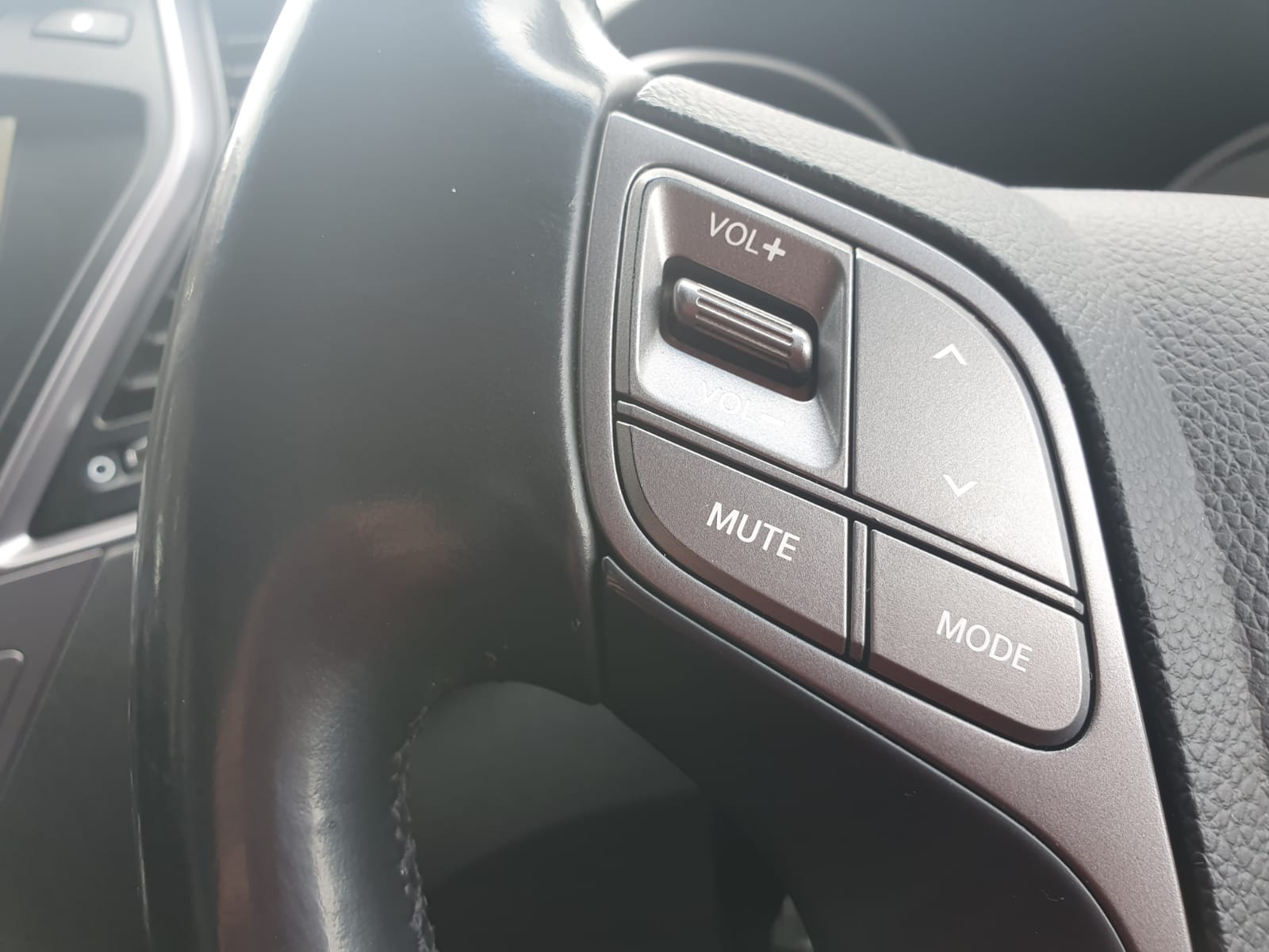 Hyundai Santa Fe 2.2 CRDi Premium 4WD 5dr (5 seat)