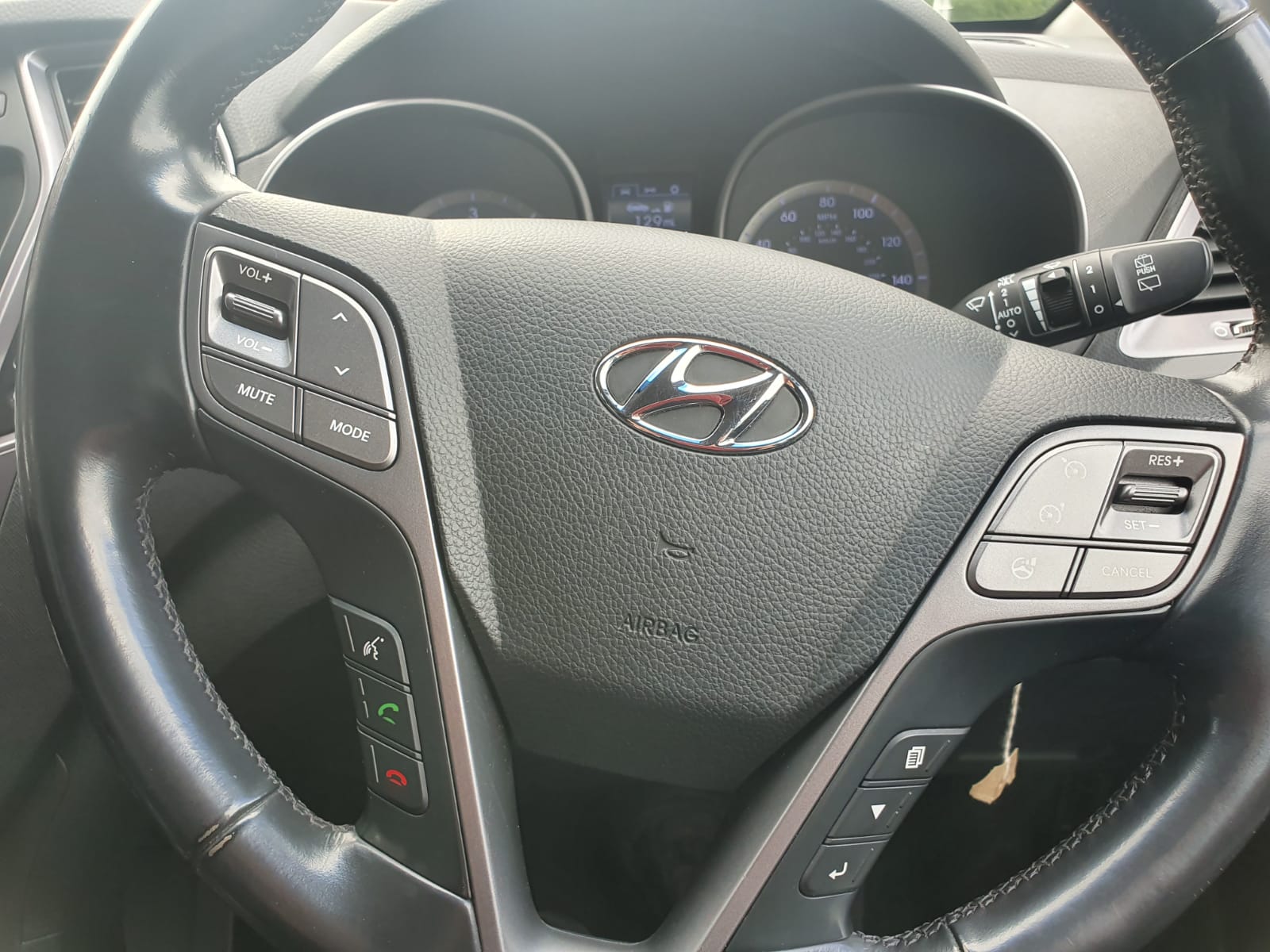 Hyundai Santa Fe 2.2 CRDi Premium 4WD 5dr (5 seat)