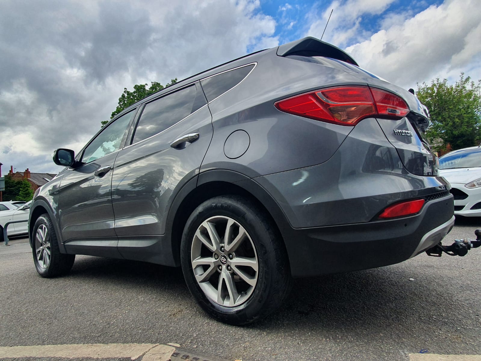 Hyundai Santa Fe 2.2 CRDi Premium 4WD 5dr (5 seat)