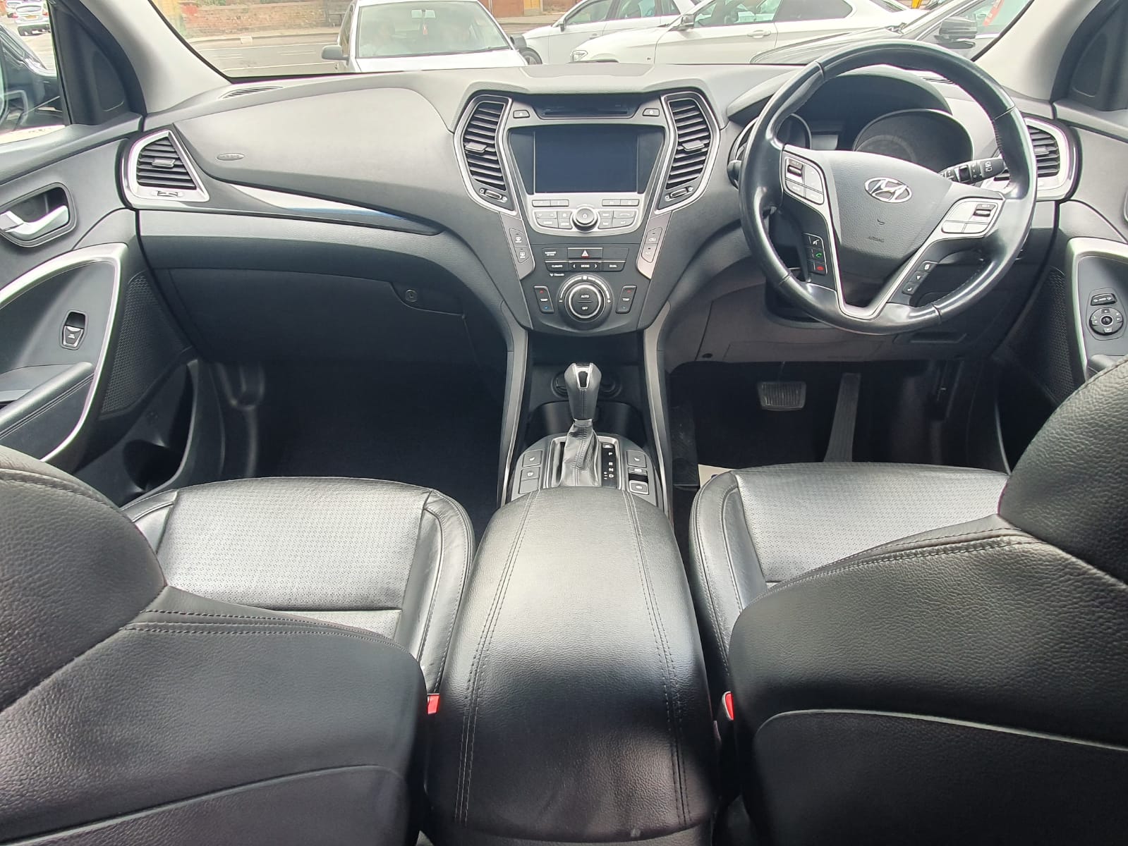 Hyundai Santa Fe 2.2 CRDi Premium 4WD 5dr (5 seat)