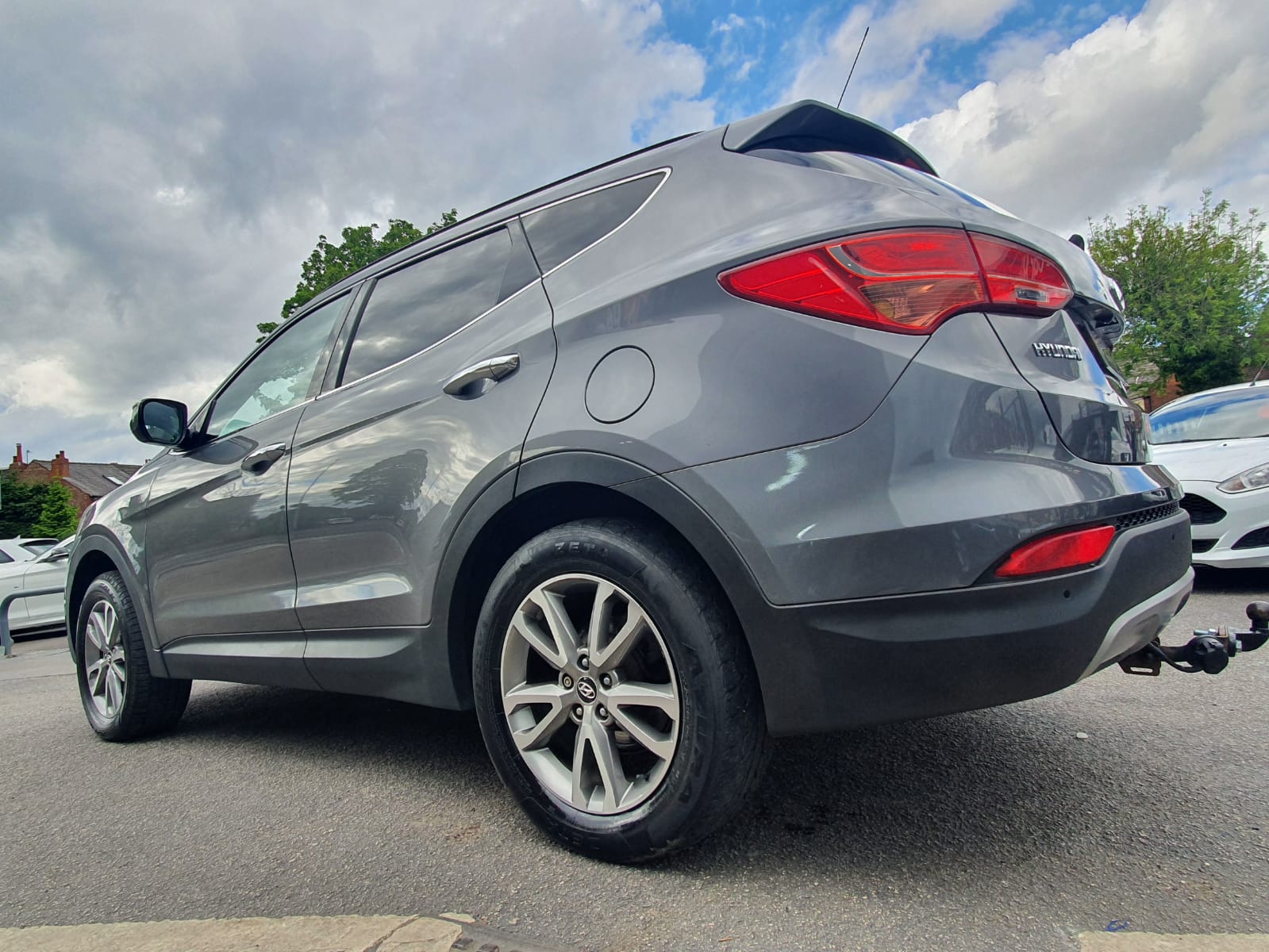 Hyundai Santa Fe 2.2 CRDi Premium 4WD 5dr (5 seat)