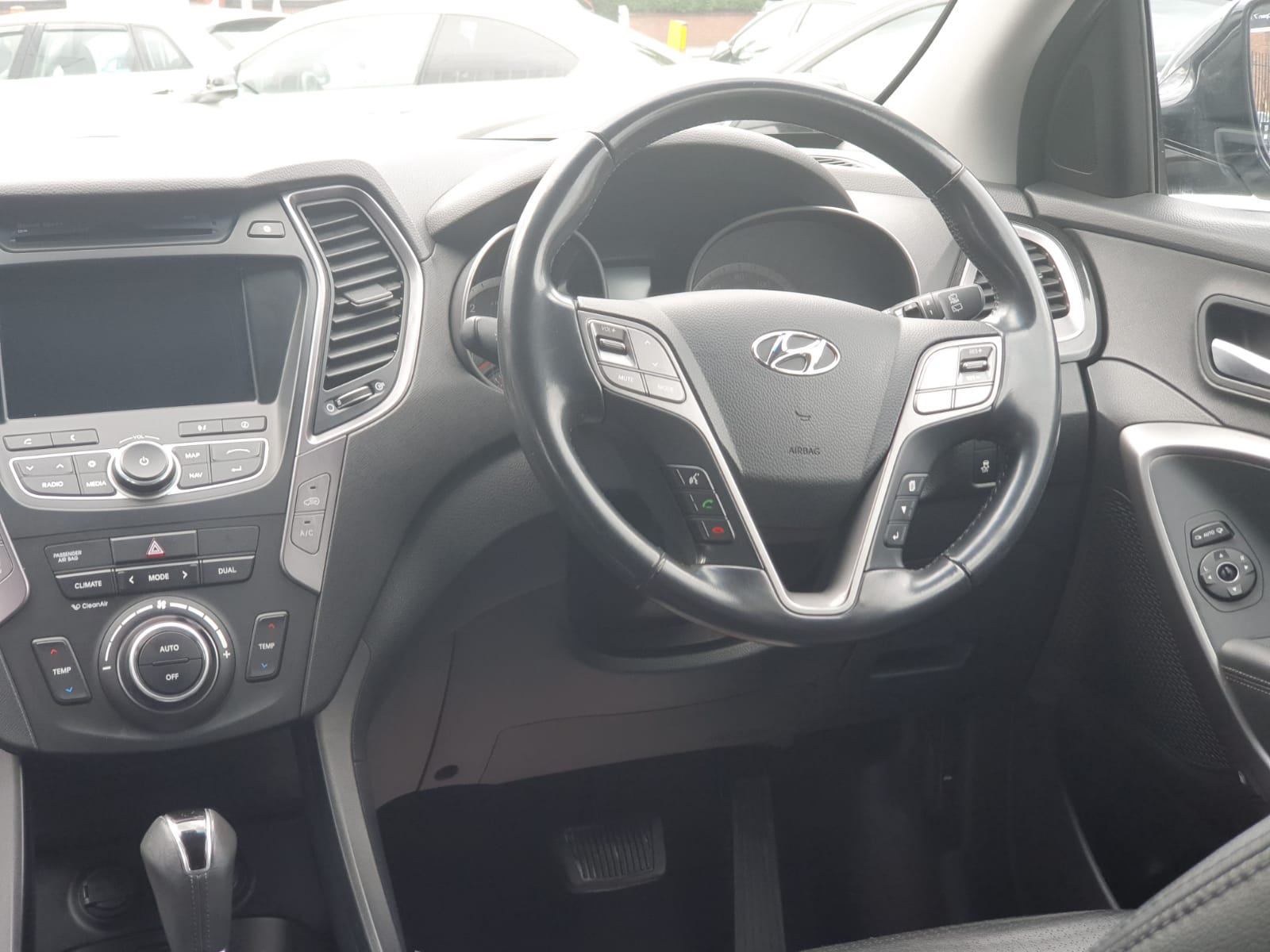 Hyundai Santa Fe 2.2 CRDi Premium 4WD 5dr (5 seat)