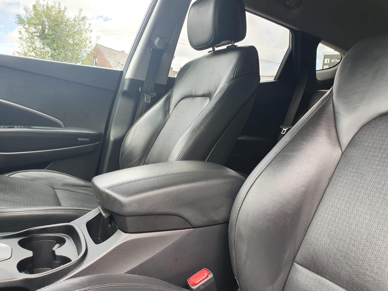 Hyundai Santa Fe 2.2 CRDi Premium 4WD 5dr (5 seat)