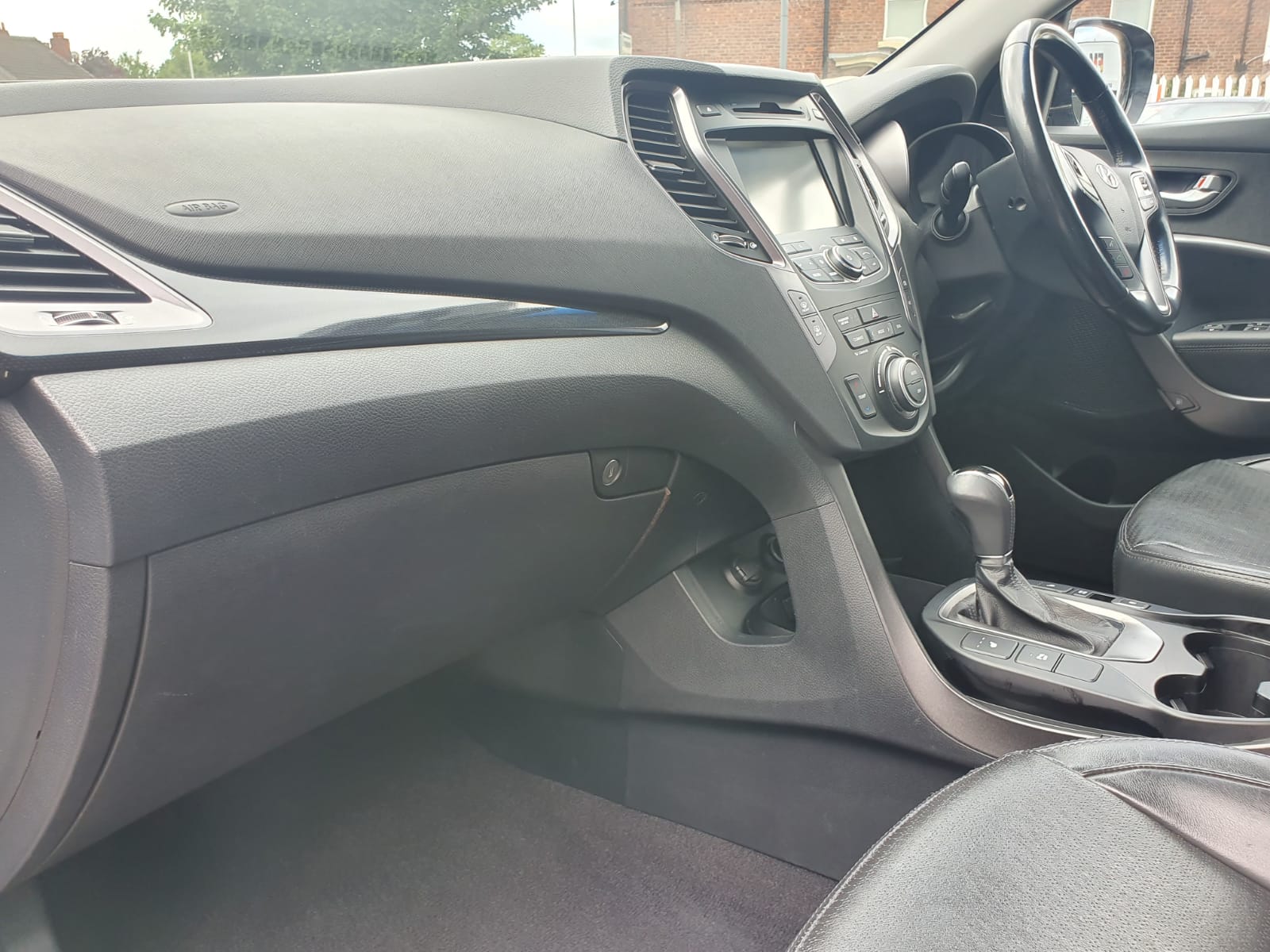 Hyundai Santa Fe 2.2 CRDi Premium 4WD 5dr (5 seat)