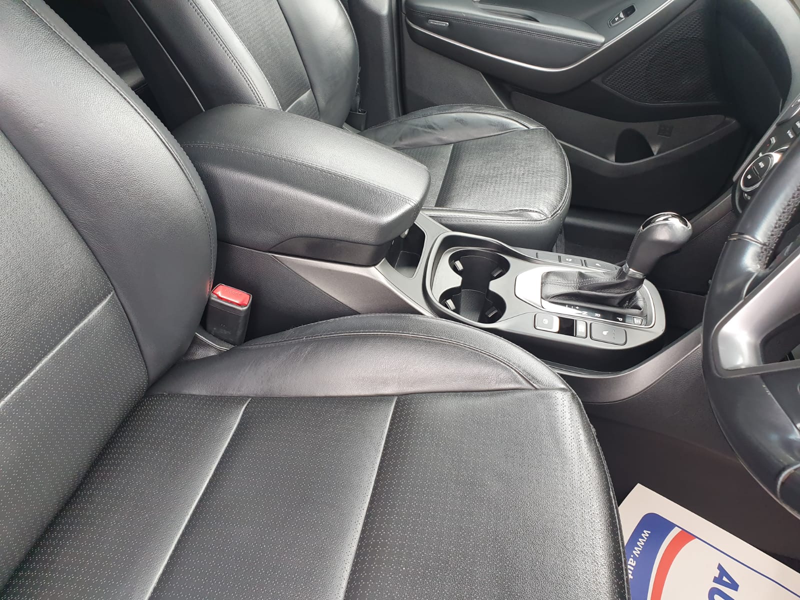 Hyundai Santa Fe 2.2 CRDi Premium 4WD 5dr (5 seat)