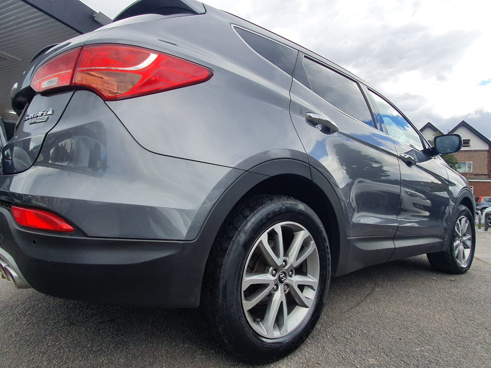 Hyundai Santa Fe 2.2 CRDi Premium 4WD 5dr (5 seat)