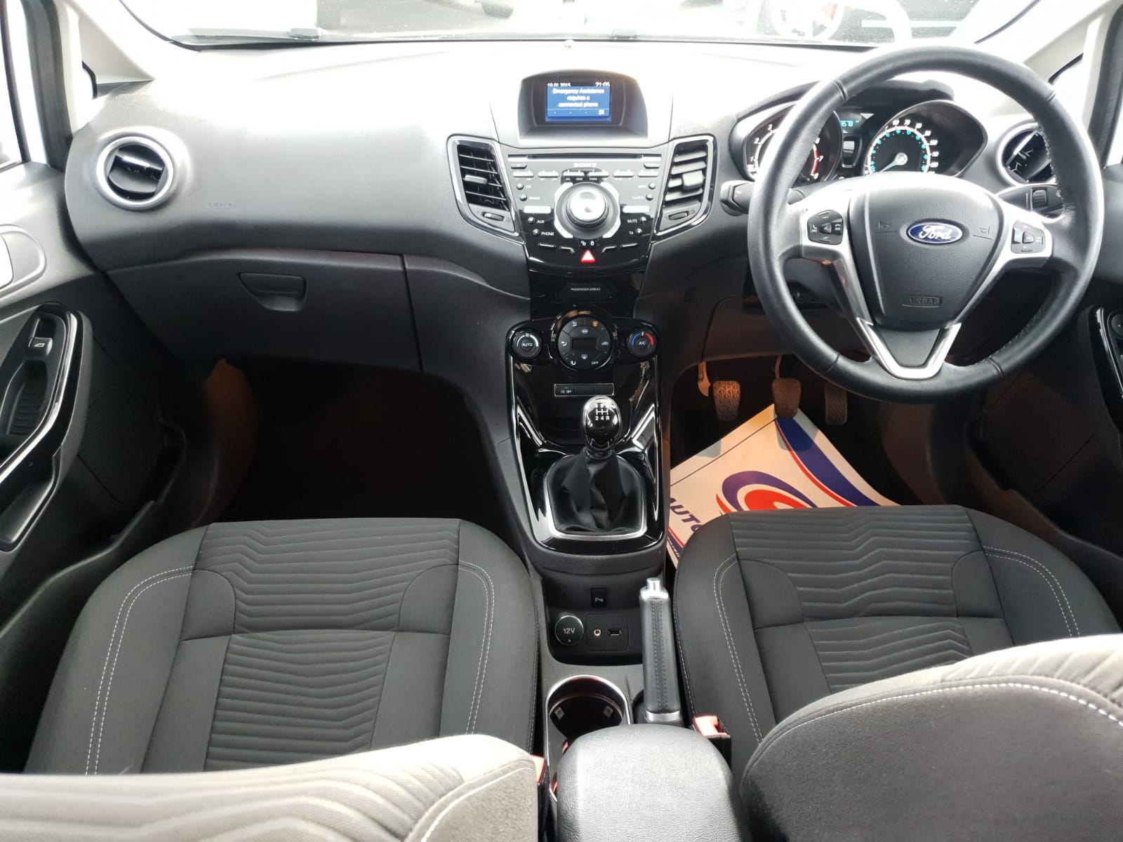 Ford Fiesta 1.0T EcoBoost Titanium (s/s) 5dr