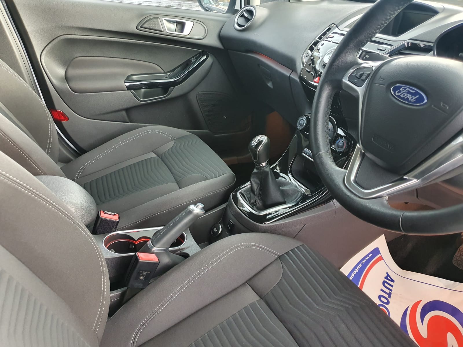 Ford Fiesta 1.0T EcoBoost Titanium (s/s) 5dr