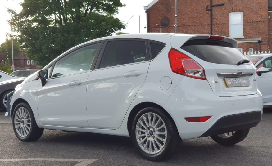 Ford Fiesta 1.0T EcoBoost Titanium (s/s) 5dr