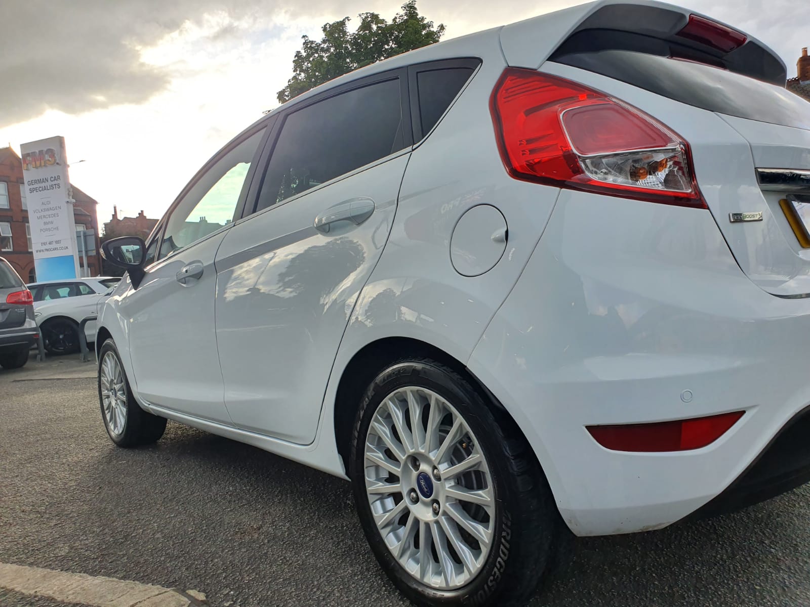 Ford Fiesta 1.0T EcoBoost Titanium (s/s) 5dr