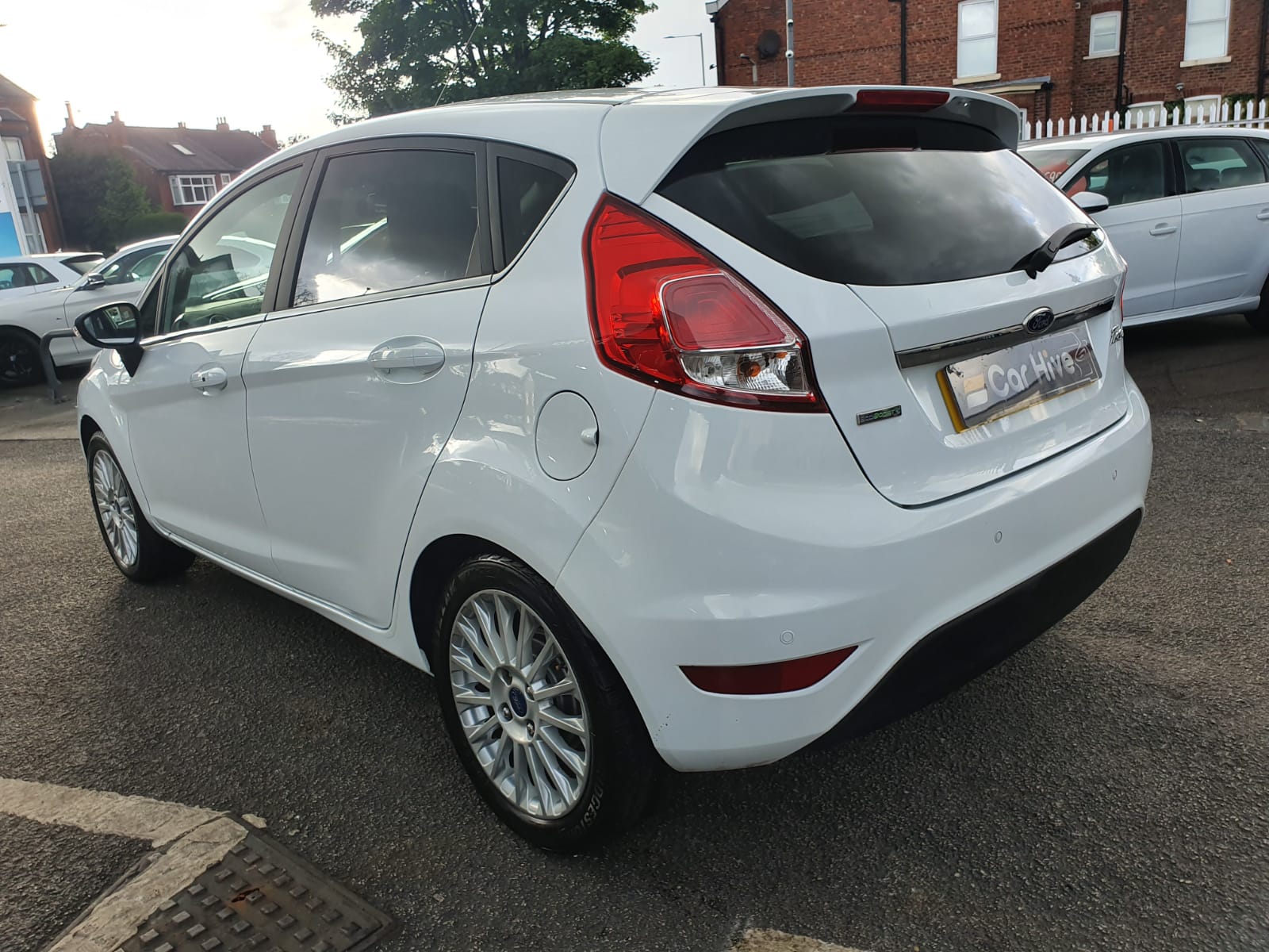 Ford Fiesta 1.0T EcoBoost Titanium (s/s) 5dr