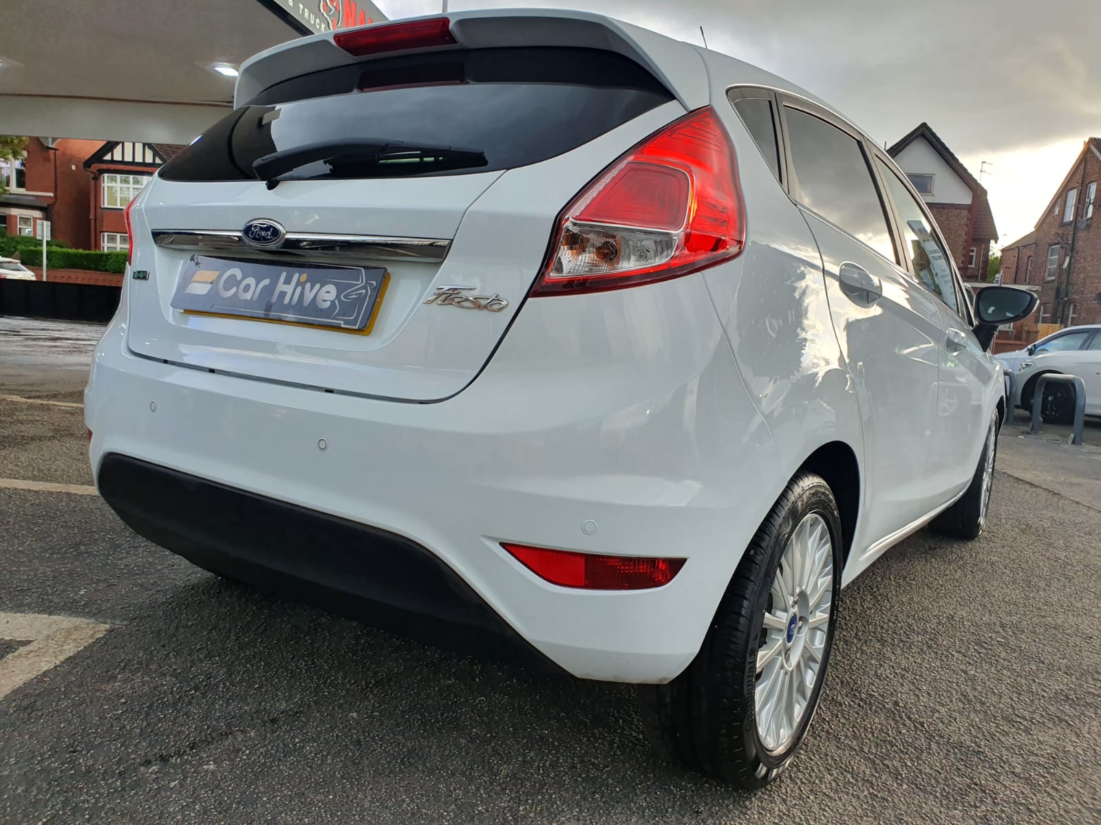 Ford Fiesta 1.0T EcoBoost Titanium (s/s) 5dr