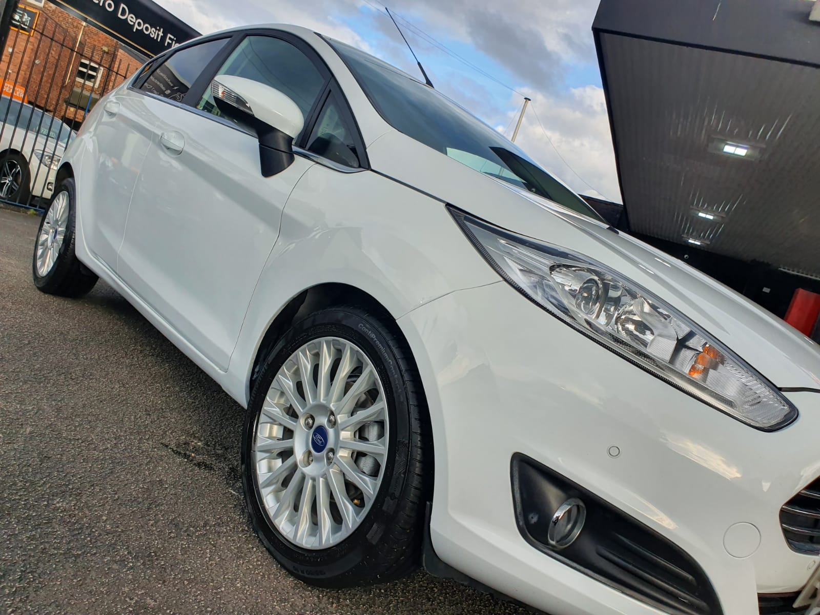 Ford Fiesta 1.0T EcoBoost Titanium (s/s) 5dr