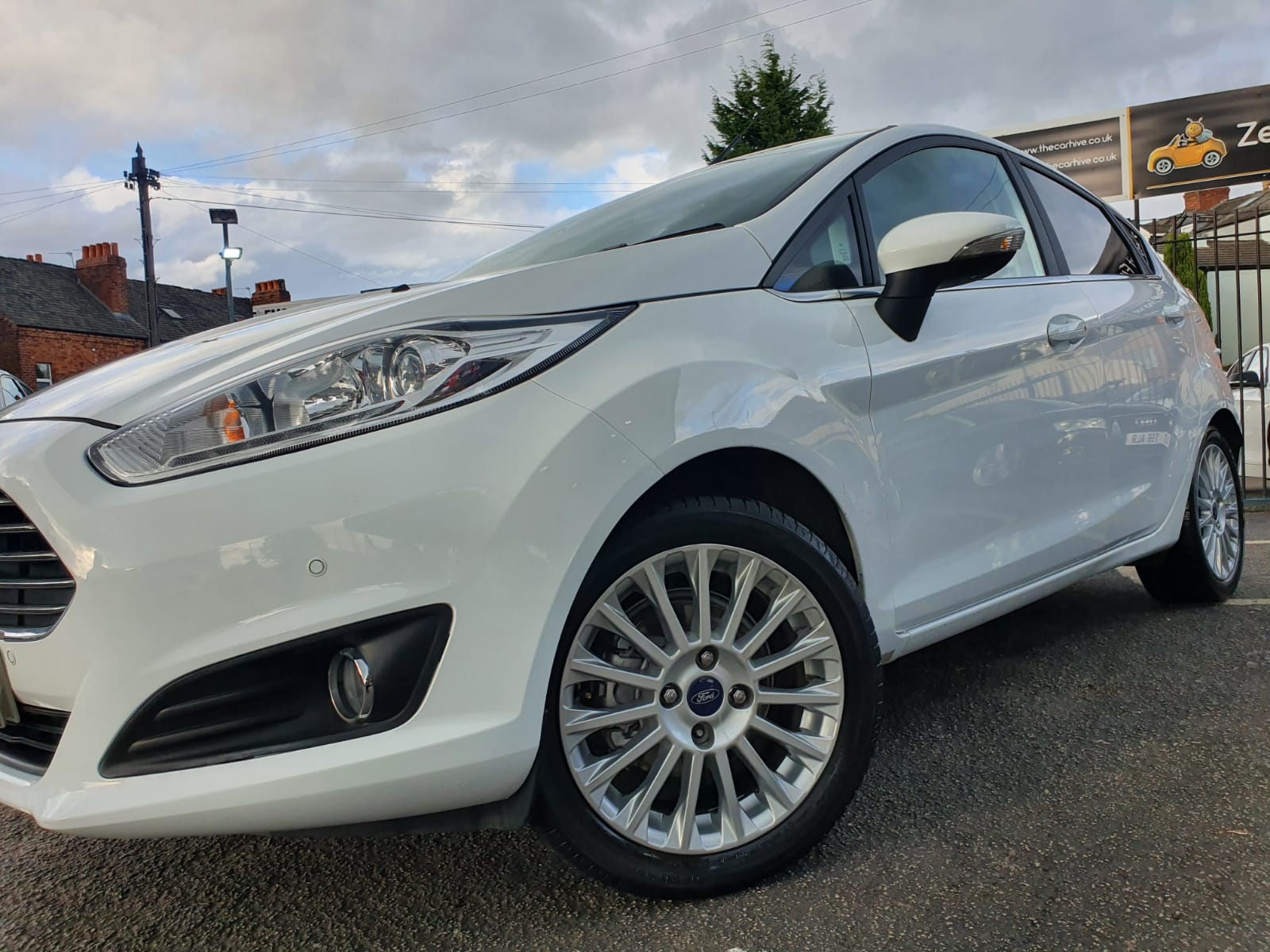 Ford Fiesta 1.0T EcoBoost Titanium (s/s) 5dr
