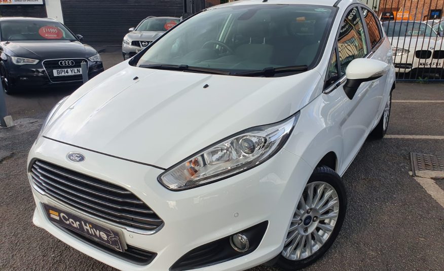 Ford Fiesta 1.0T EcoBoost Titanium (s/s) 5dr