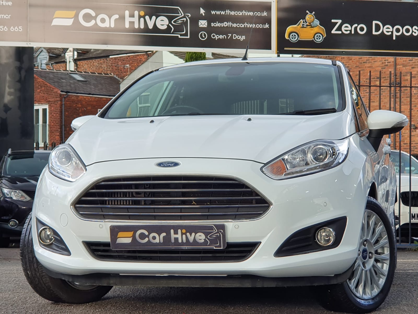 Ford Fiesta 1.0T EcoBoost Titanium (s/s) 5dr